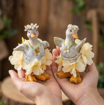 Product Decorative Duck Figures in Floral Dress – Set of 2 – 11cm