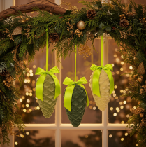 Product Pinecone-Shaped Artificial Hanging Decorations with Ribbon and Bow, 23cm, Set of 3