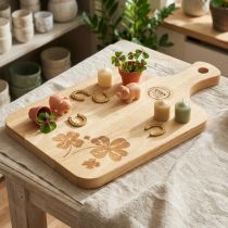 Product Decorative chopping board with clover leaves, mango wood, 38×22cm