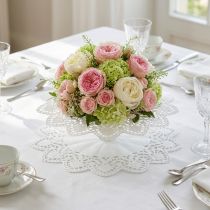 Product Paper lace flower bouquet holders 25 pcs