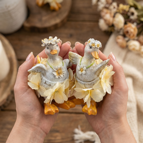 Product Decorative duck figurine in a floral dress, spring, detailed summer decoration accessory, 11cm, 2 pieces