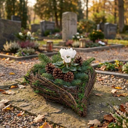 Planter Heart Vine Moss 21cm x 26cm H6cm | Floristik24.co.uk