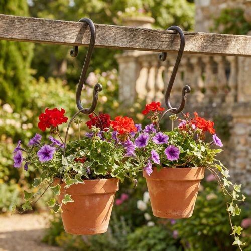 Product Metal hook S hook for decoration in black 8cmx15cm 2pcs