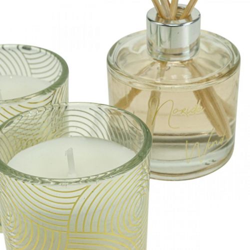 Gift set room fragrance scented candles in a glass vanilla scent