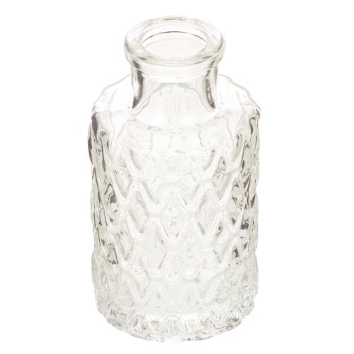 ProductName  
Set of 6 Mini Glass Vases with Diamond Pattern – Clear 9cm  

/ProductName  

ProductDescription  
<h2>Clear Mini Glass Vases for Home and Table Decoration</h2>  
<p>These mini glass vases with a diamond-patterned surface provide a stylish a buy online | Floristik24.co.uk