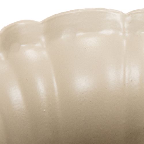 **Small Cream Decorative Trophy Bowl 10cm**

```html
<h2>Versatile Decorative Bowl for Home Use</h2>
<p>This charming small decorative bowl in the shape of a cream-coloured trophy brings style and function to your home. Crafted from sturdy metal with a so | Floristik24.co.uk