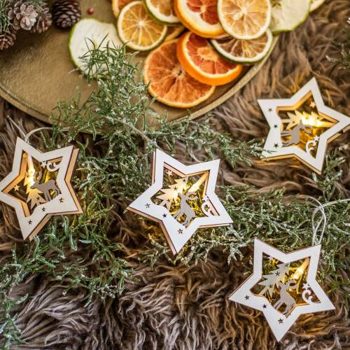 Product LED light chain wooden stars battery operated