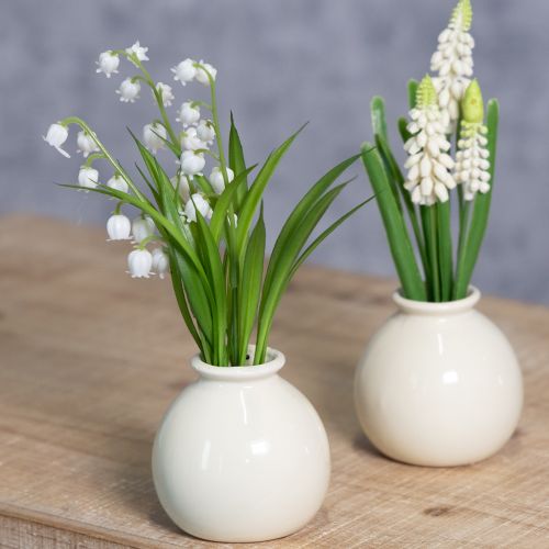 Product Artificial bouquet of lilies of the valley in a classic vase, ideal for home decor, 20cm