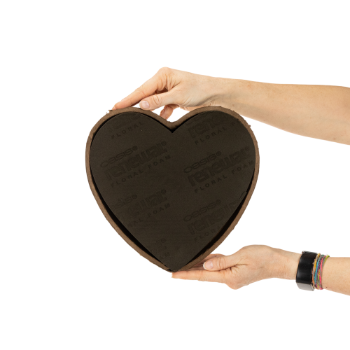 OASIS® Renewal® Biolit® Floral Foam Heart, 26 x 24 x 5 cm, Black When Wet, Pack of 2 | Floristik24.co.uk