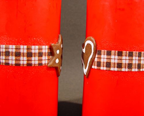 Floristik24 Pillar candle ruby with waxed star / heart on checkerband