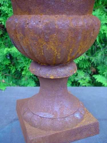 Floristik24 Cast iron trophy rust red H55cm Ø40cm