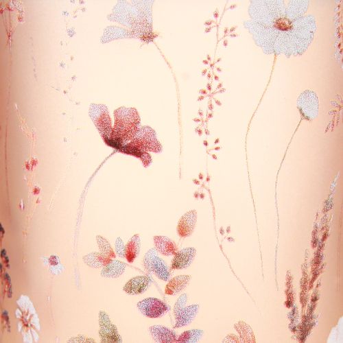 Product Elegant candle holder with a delicate floral design for harmonious room decor, 8cm, 4 pieces