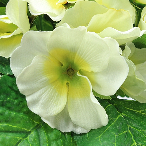 Product Artificial flowers primrose cream