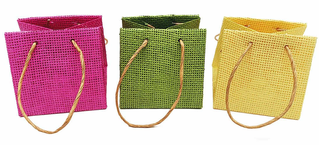 Gift bags & tote bags