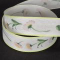 Gift ribbon with a Bellis