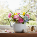 Decorative metal teapot with vintage look for flower arrangements | Floristik24.co.uk