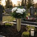 Grave vase gold 28.5cm | Floristik24.co.uk