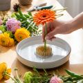 Creative floral arrangement aid with brass pins for Ikebana and flower arrangements | Floristik24.co.uk