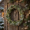 Christmas Wreath 45cm Oak Leaves and Thistle Dried Decoration in Green, White, and Gold | Floristik24.co.uk